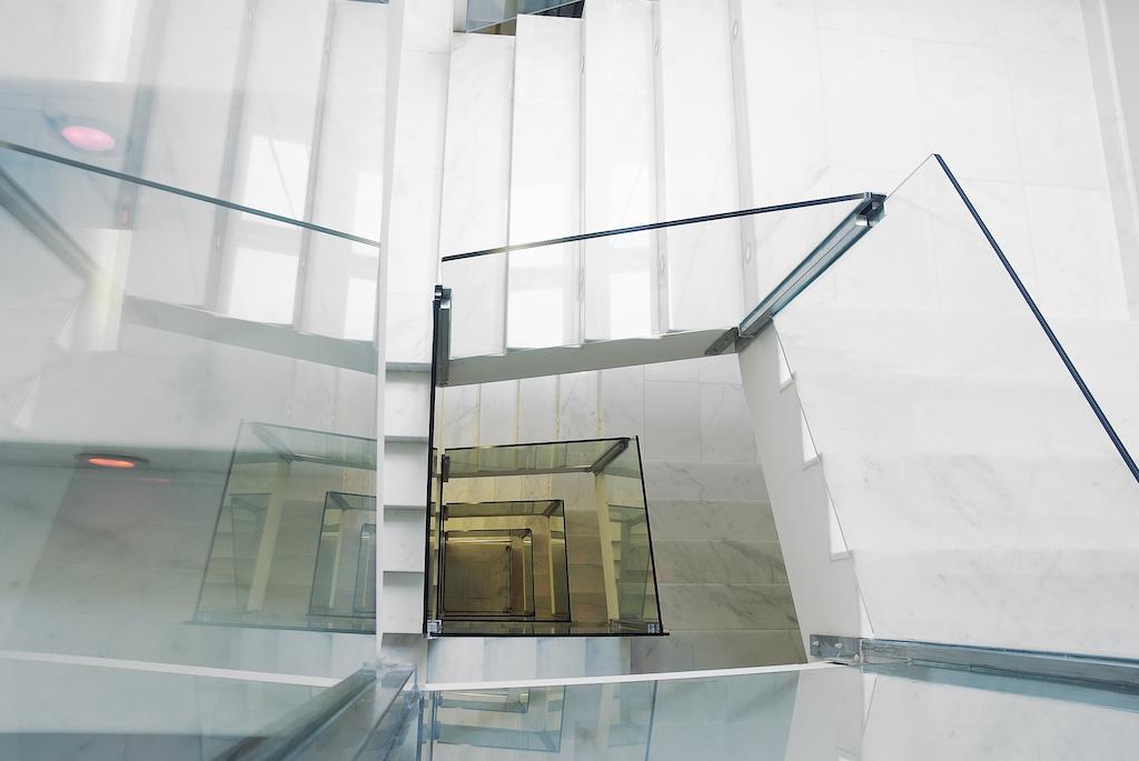 Gran Hotel La Perla Pamplona Exterior photo The staircase